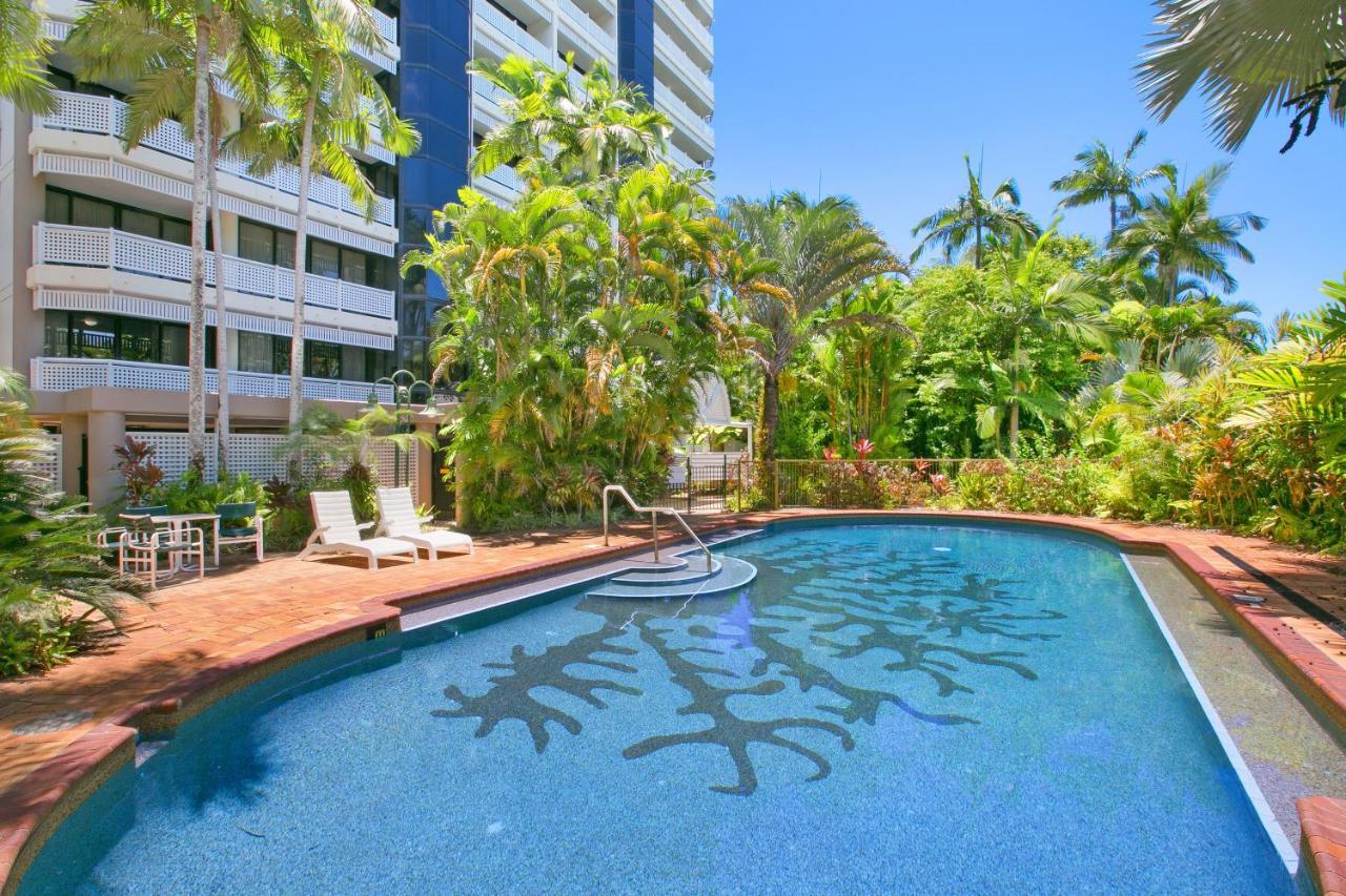 Cairns Luxury Seafront Apartment Buitenkant foto