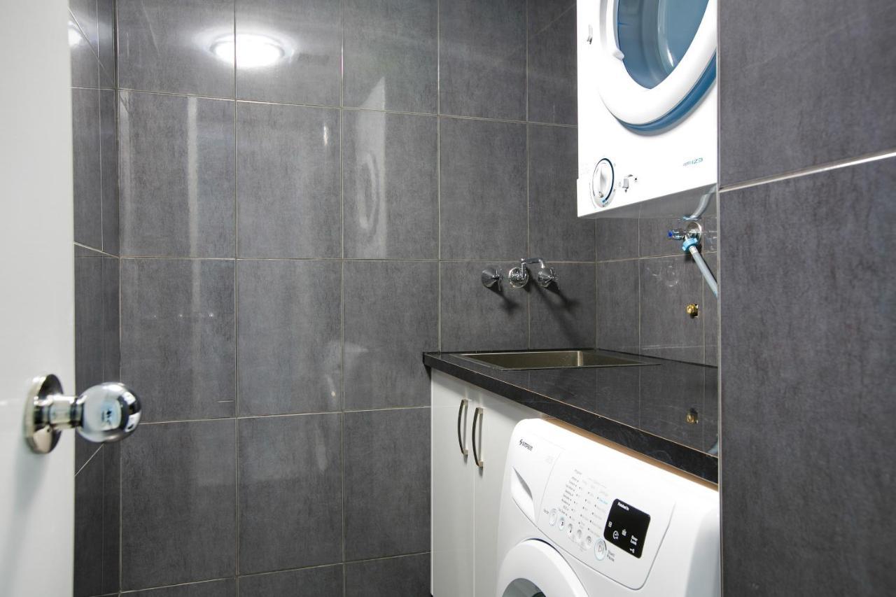 Cairns Luxury Seafront Apartment Buitenkant foto