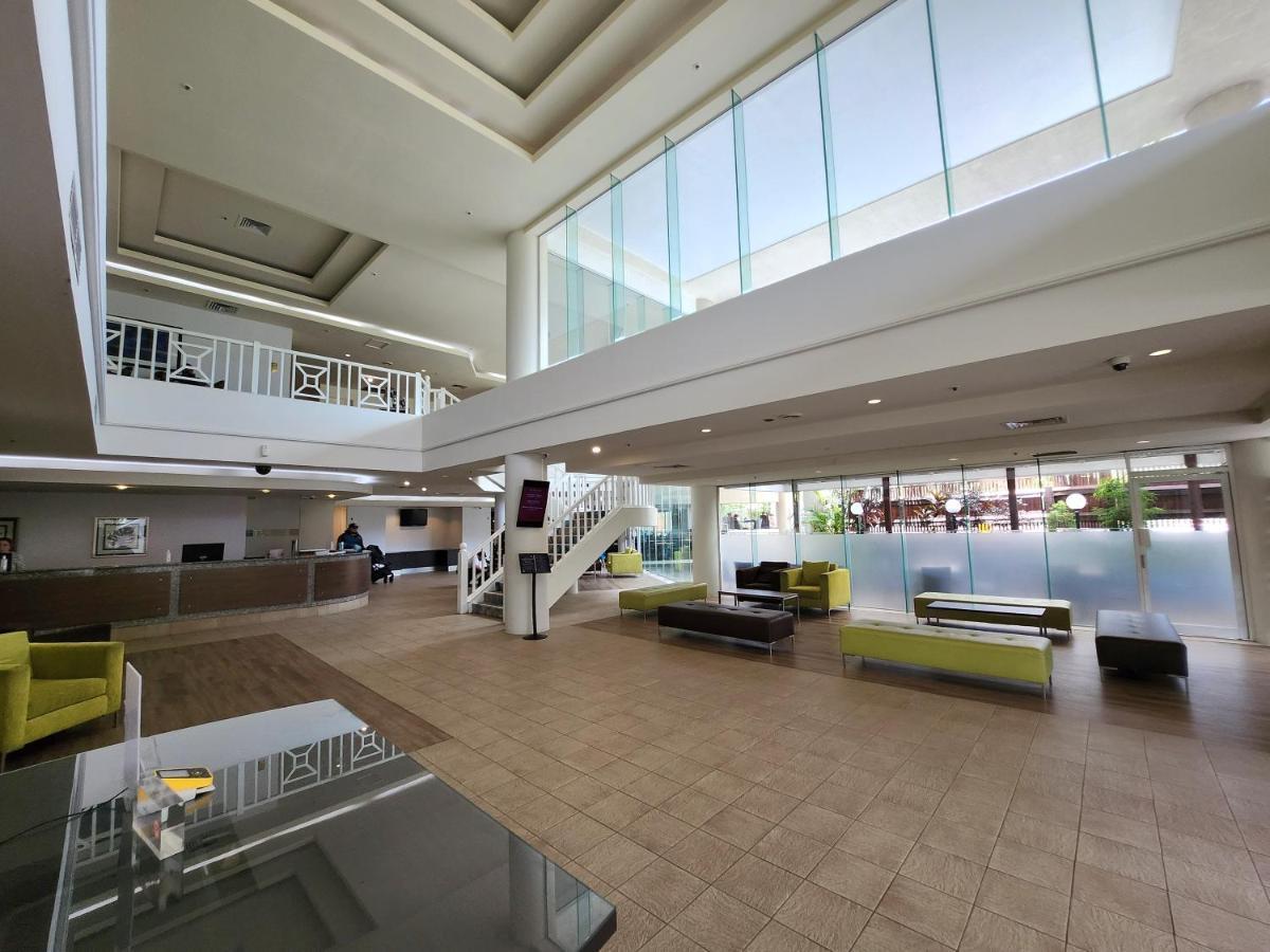 Cairns Luxury Seafront Apartment Buitenkant foto