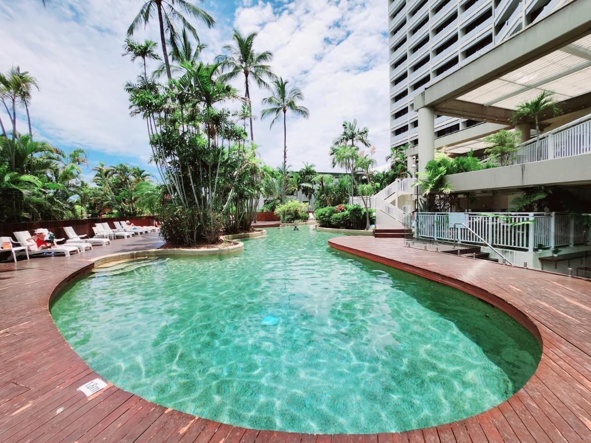 Cairns Luxury Seafront Apartment Buitenkant foto